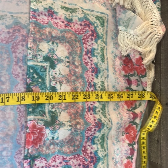 Kimono,floral cardigan,multi colored cover,mid sleeves, open with fringe, Large - Picture 5 of 7